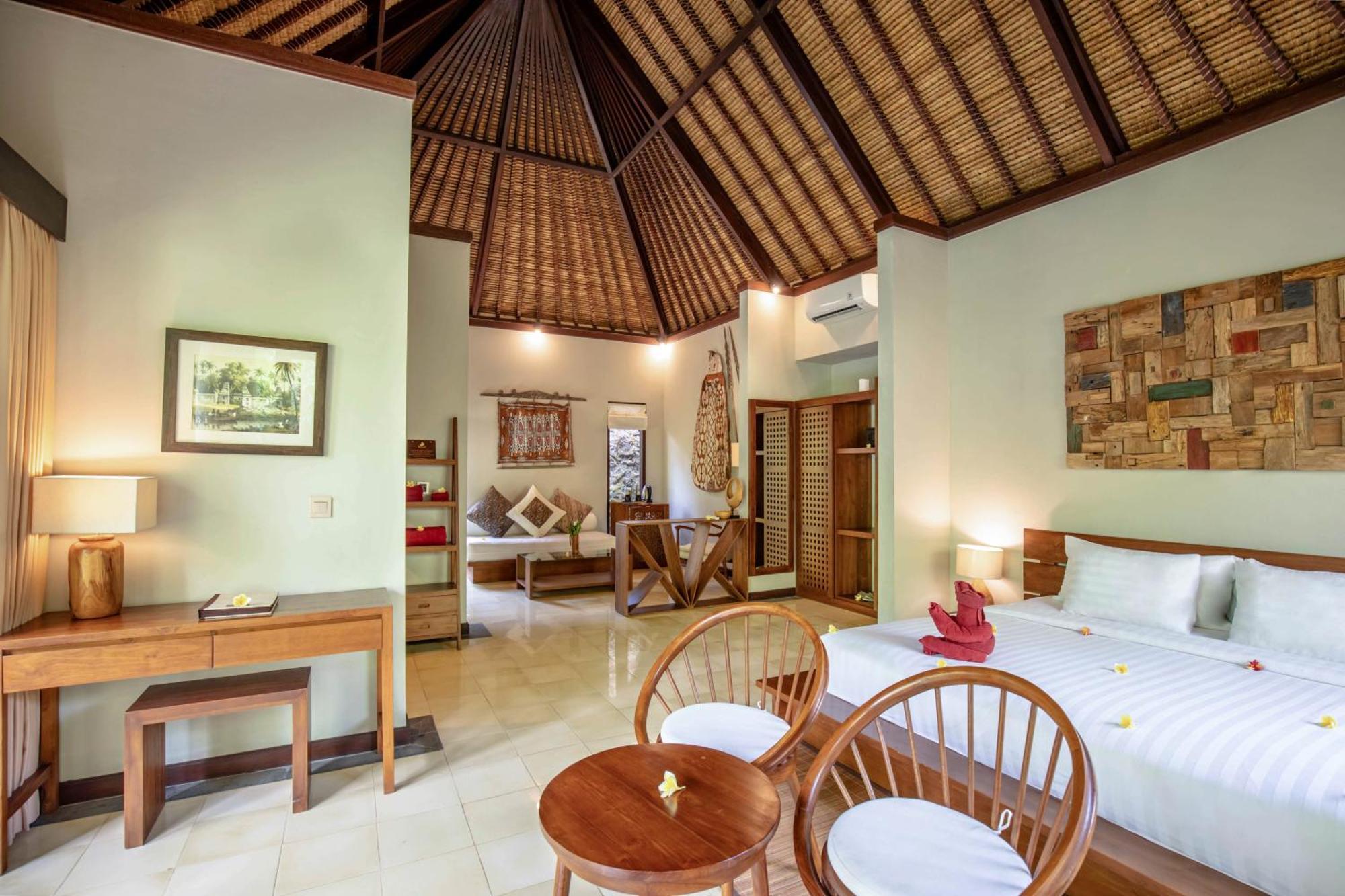 Suara Air Luxury Villa Ubud Habitación foto