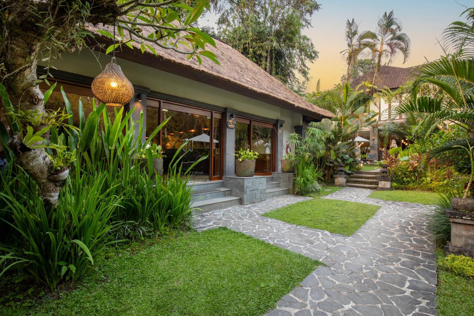 Suara Air Luxury Villa Ubud Exterior foto